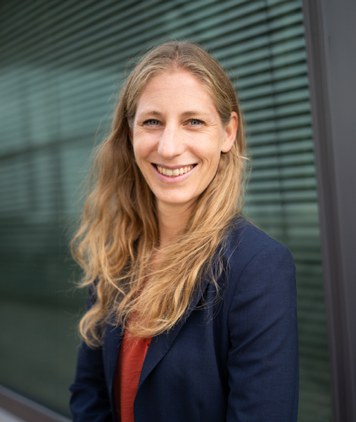 Dr. Lena-Sophie Schütter – Investment Managerin
